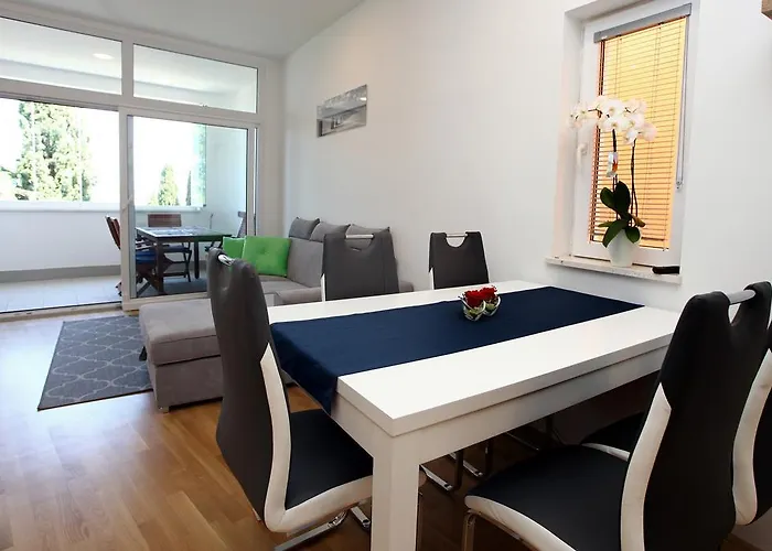 San Simon Sea View Ll 이졸라